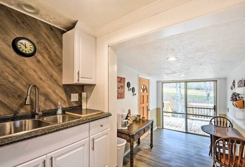Smoky Mtn. Cabin W/deck & Grill   Mins To At!