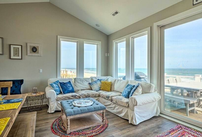 Beachfront Oasis W/ 2 Large Decks, Bbq & Views!
