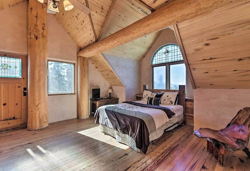 Burning Sky Lodge : Private Hot Tub & Ski In/out