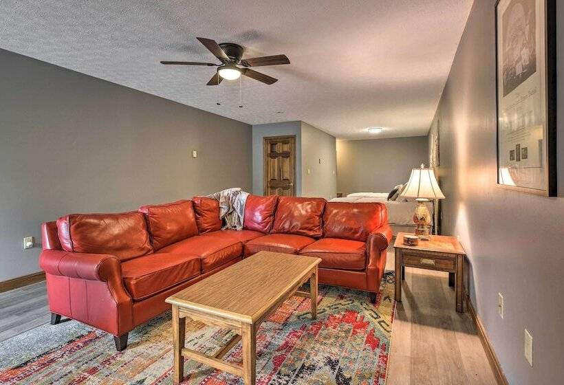 Blue Moon Cottage  W/ Amazing Views Of 5 Counties