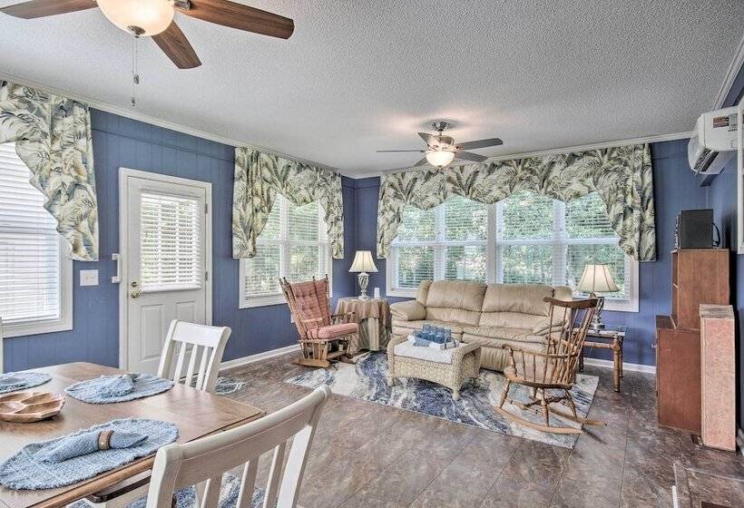 Family Home W/ Fire Pit, 2 Mi To Lake Access