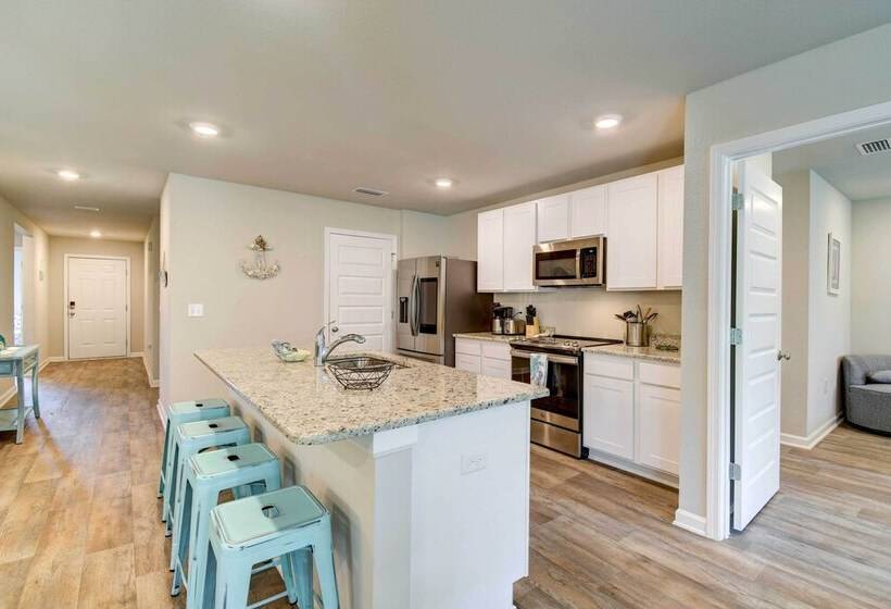 Foley Vacation Rental: 7 Mi To Gulf Shores Beaches