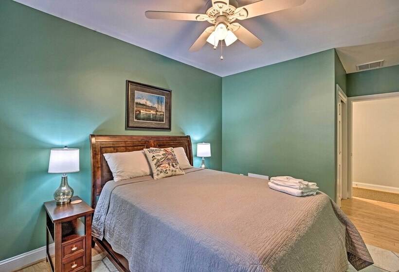 Riverfront Paradise W/ Hot Tub & Pool In Kinsale!