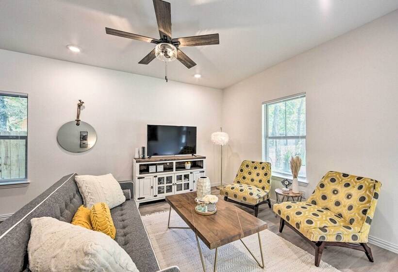 < 1/2 Mi To Lake + Boat Ramp: Mabank Home W/ Grill