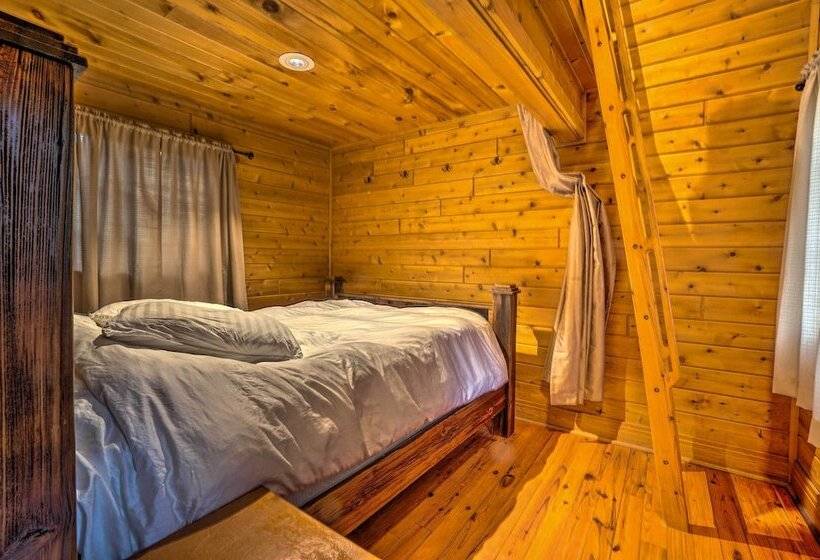 Scenic Log Cabin With Fire Pit & Stocked Creek!