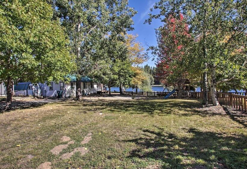 The Lake House In Rathdrum W/beach & Fire Pit