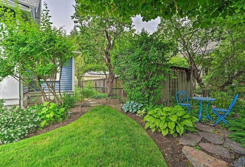 Wine Country Home With Yard; Walk To Downtown!
