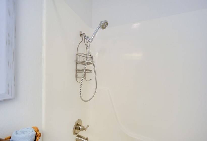 Lakefront Granite Shoals Escape W/ Dock!