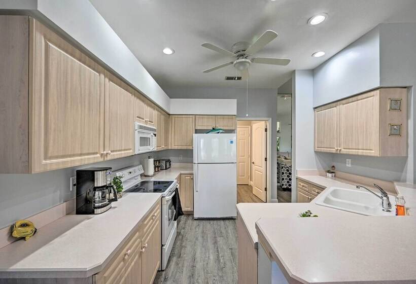 Lely Resort Home W/ Lanai   1 Mi To Golf Course!