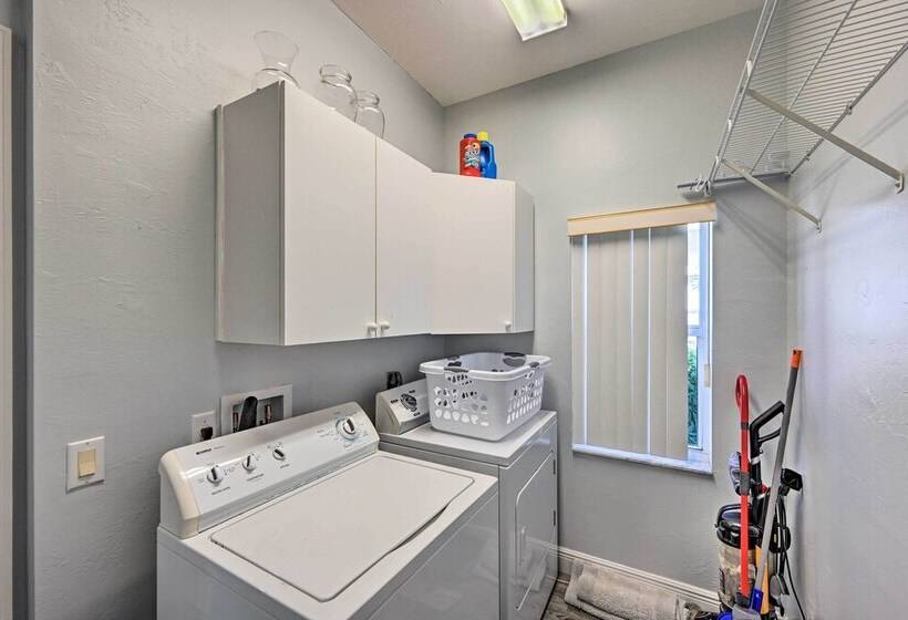 Lely Resort Home W/ Lanai   1 Mi To Golf Course!
