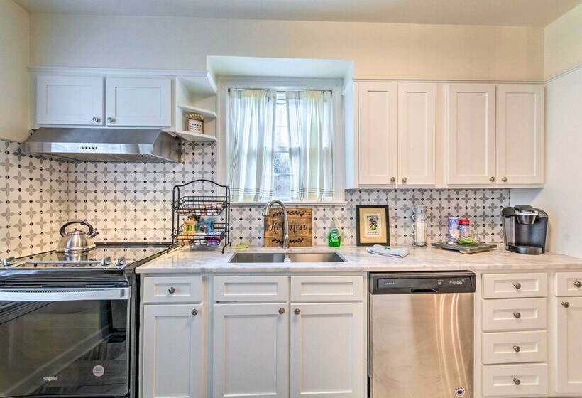 Little Rock Home ~ 5 Mi To Downtown!