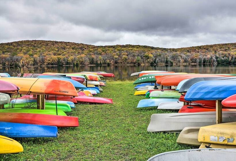 Lovely Terra Alta Cabin < 1 Mi To Alpine Lake