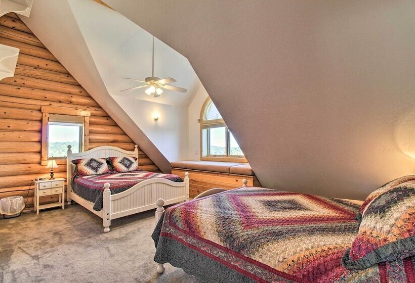 Luxe Show Low Home W/ Hot Tub, Game Room + Theater