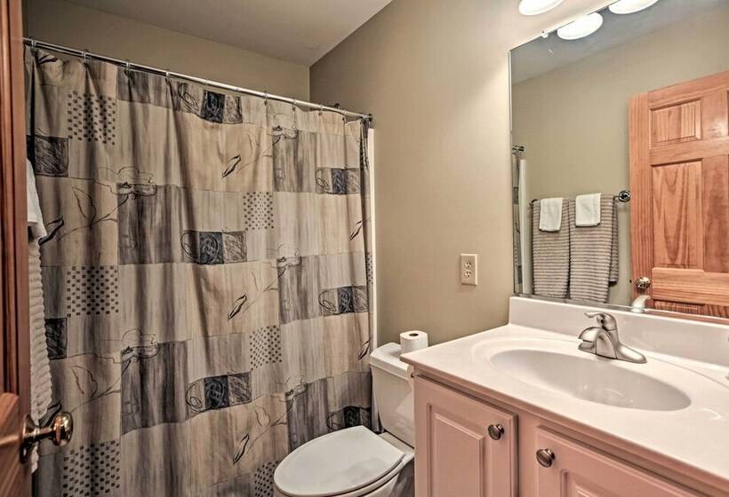 Mtn Home W/ Nature Preserve Views By Hiking Trails