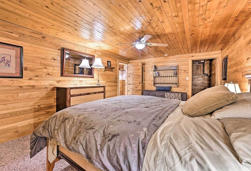 Pet Friendly Amherst Earth Home Near Downtown