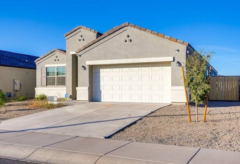 Phoenix Area Vacation Home W/ Private Pool!