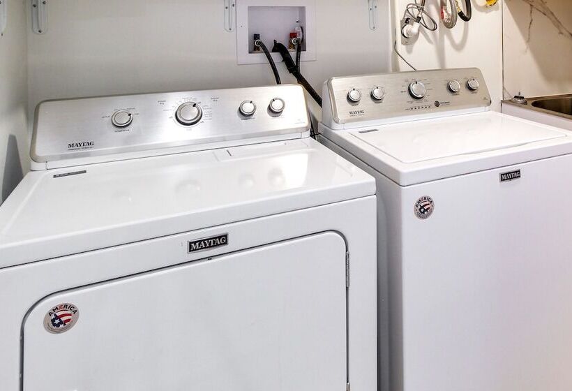 Pinetop Lakeside Cabin, Walk To Woodland Lake Park