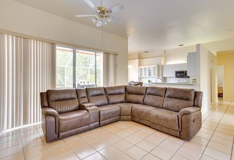 Port St Lucie Home ~ 3 Mi To Botanical Gardens!