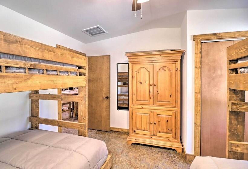 Riverfront  Heaven On The White  W/ Covered Patio!