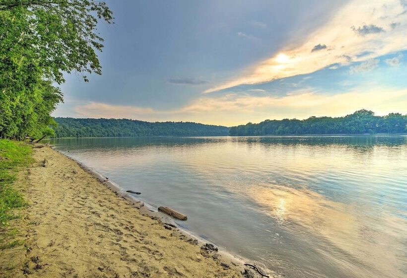 Ryman Riviera  Home W/ Fireplace: Steps To River