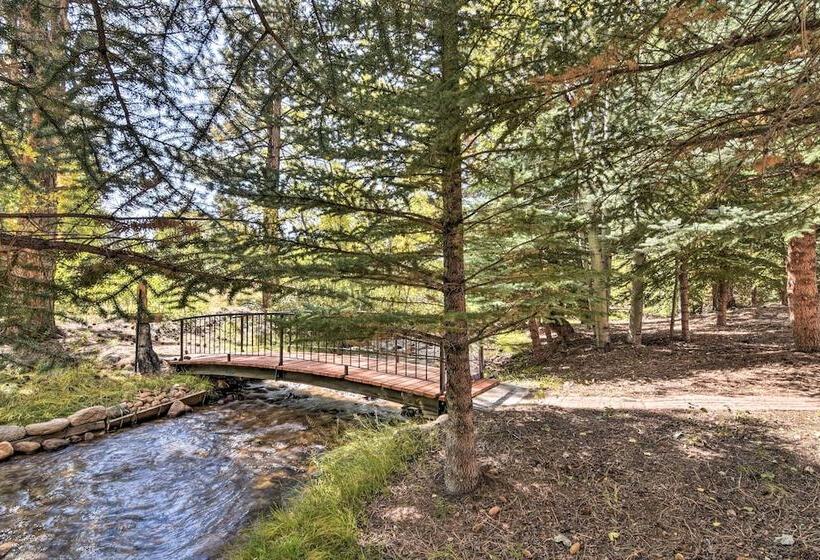 Spacious Nathrop Home W/ Fire Pit & On Site Creek!