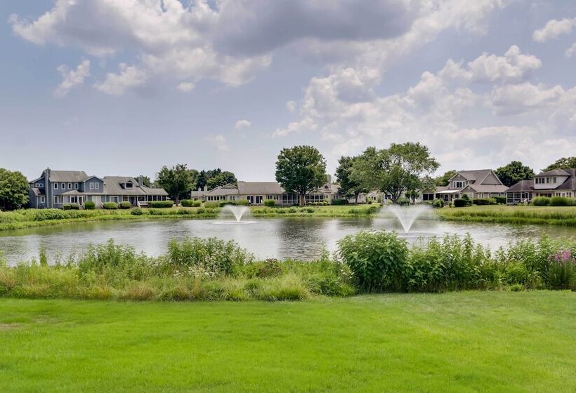 Sunny Lewes Home W/ Sunroom, Deck & Pond View