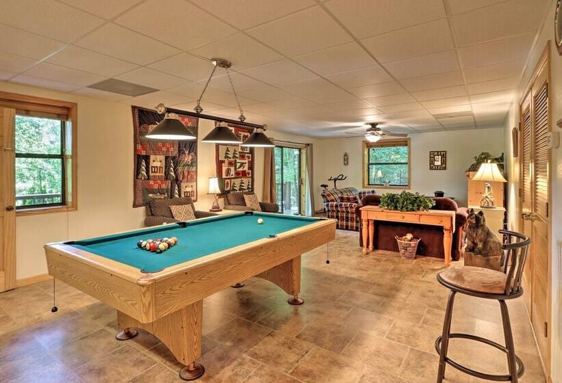 Tranquil Murphy Cabin W/ Swim Dock + Fire Pit