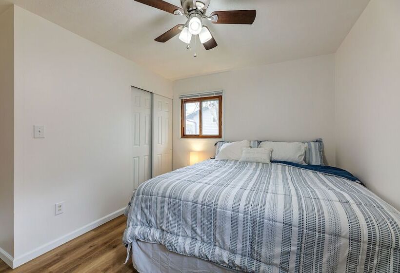 Well Equipped Dayton Home: 5 Mi To University!