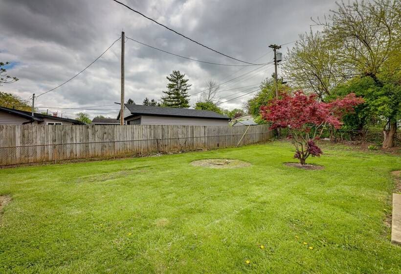 Well Equipped Dayton Home: 5 Mi To University!
