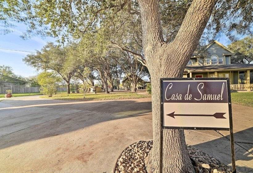 Casa De Samuel   Patio, Fountain & Outdoor Kitchen