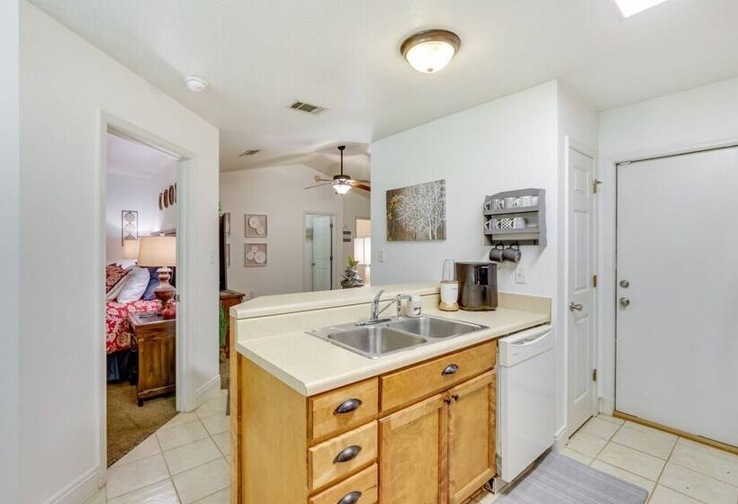 Charming Abbeville Home W/ Private Boat Dock!