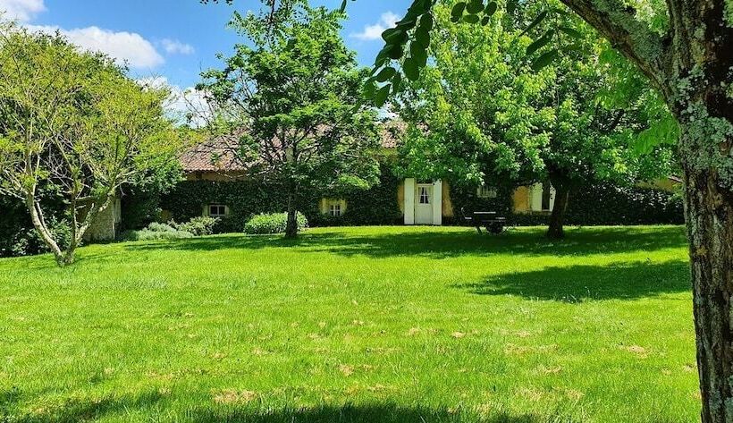 膳宿费 La Petite Clavelie Gîte Périgord Vert