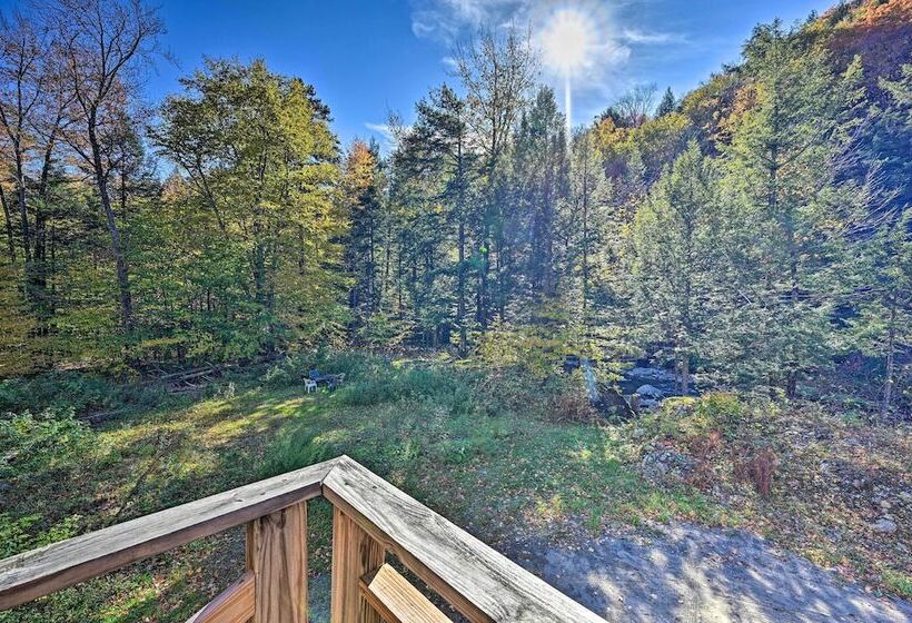 Remote Cabin W/ Fire Pit: 3 Miles To Stowe Mtn!