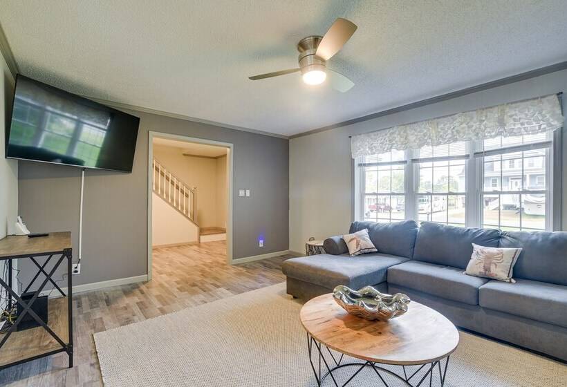 Group Friendly Myrtle Beach House W/ Deck