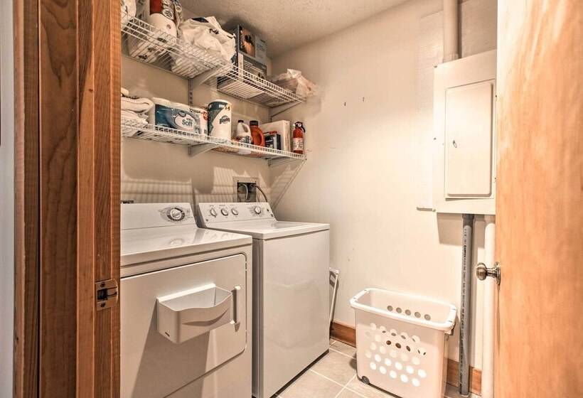 Upscale Wintergreen Resort Home W/golf Course View