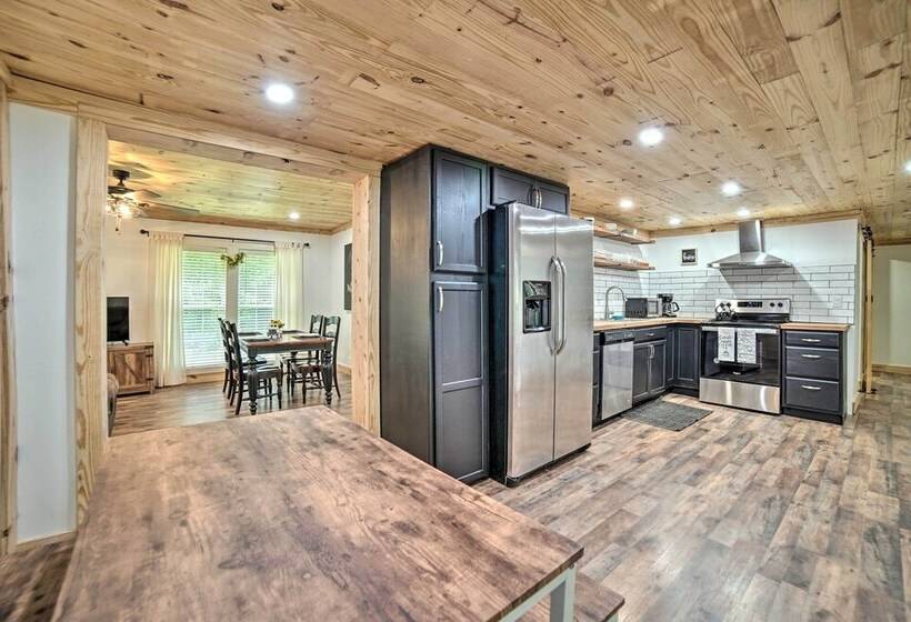 Creekside Ranch  W/ Porch ~ 2 Mi To Pkwy