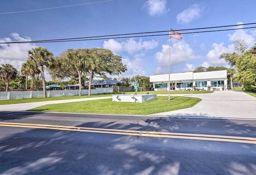 Sleek Fort Pierce Vacation Rental W/ Private Dock!