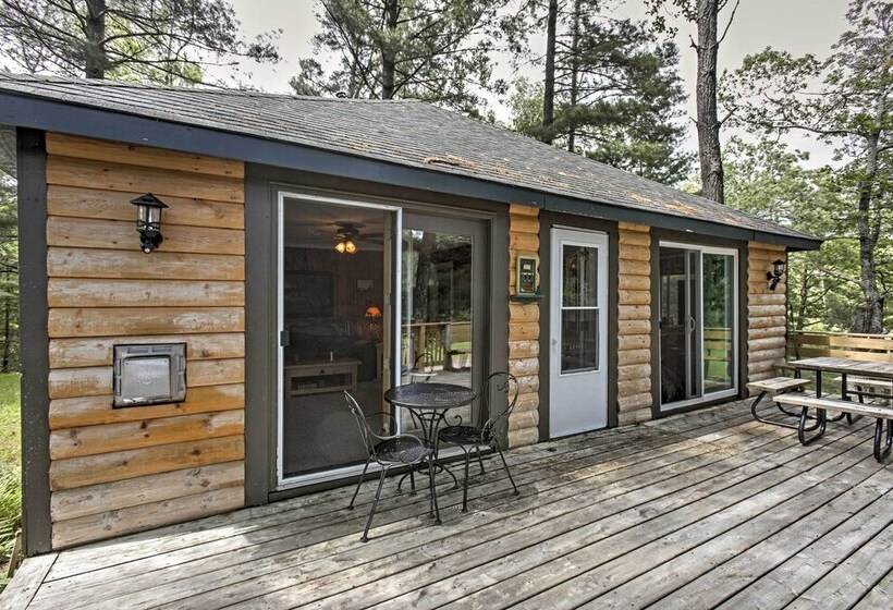 Hayward Cabin On Grindstone Lake: Bring Your Boat!