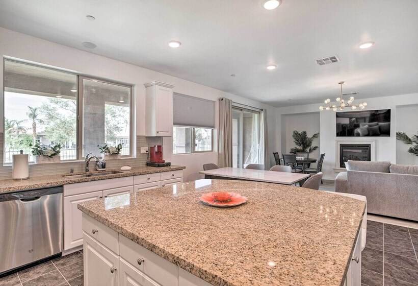 Idyllic Indio Oasis W/ Private Pool & Spa!