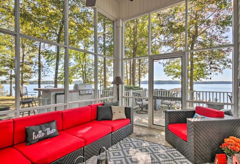 Lakefront Paradise W/ Fire Pit   Dogs Welcome!