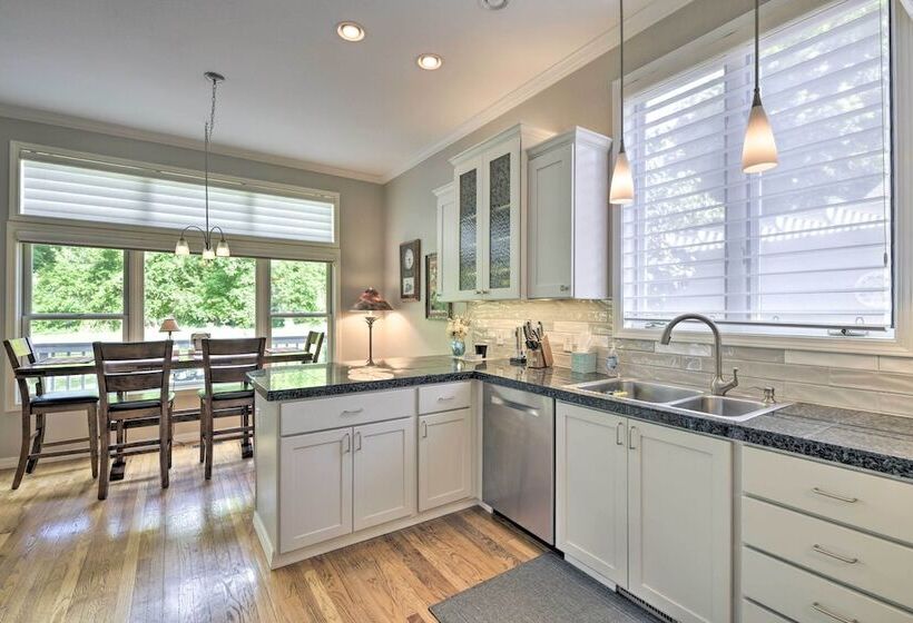 Modern Dalton Ranch Golf Club Home W/ Mtn View