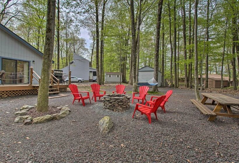 Pocono Paradise W/ Game Room: Walk To Locust Lake!