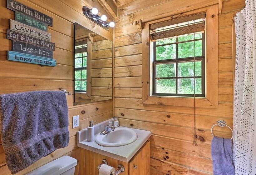 Quaint Log Cabin W/ Views Near West Jefferson