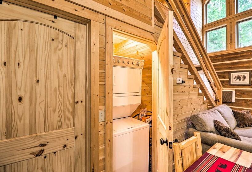 Reconnect With Nature At Timber Creek Cabin!