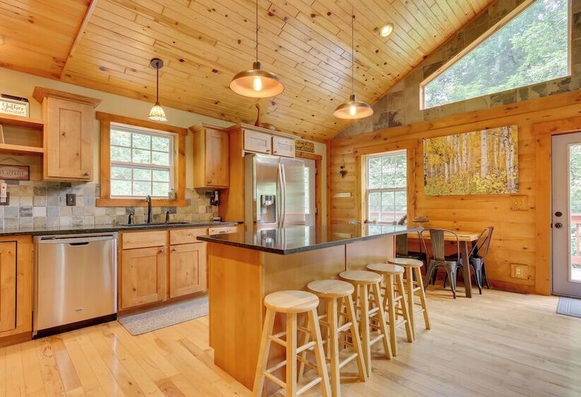 Rustic Cabin W/ Hot Tub   7 Miles To Hocking Hills