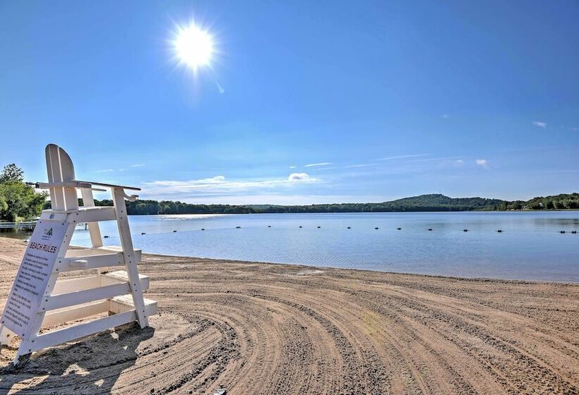 Deck & Fire Pit: Pocono Lake Home Near Skiing!