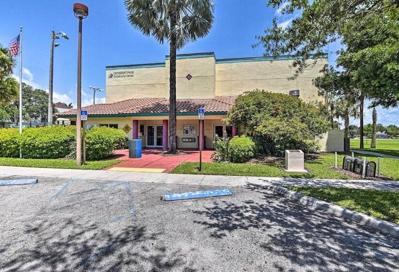 Shady & Eclectic Fort Lauderdale Dwelling W/ Yard!