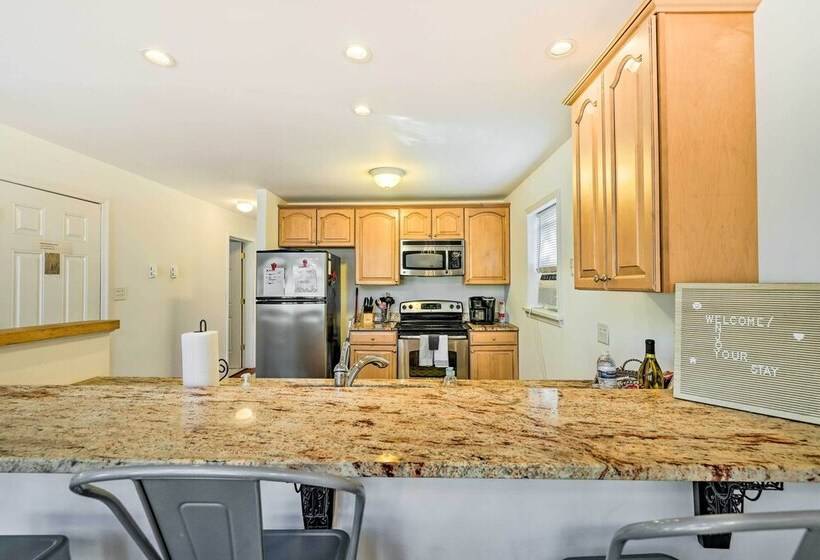 Tree Lined Pocono Lake Home W/ Hot Tub + Decks!