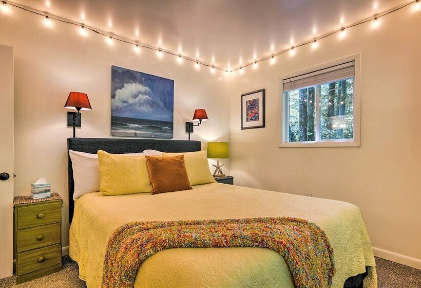 Boone Cottage W/ Fire Pit & On Site Creek!