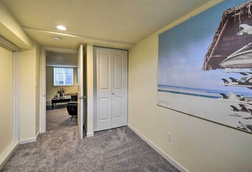 Cozy Tacoma Home: Close To Beaches & Boating!